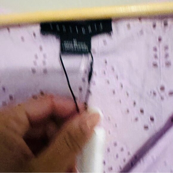 Sanctuary Modern Eyelet V-Neck Blouse – Lavender Ice – Size Medium (NWT) - Picture 7 of 14